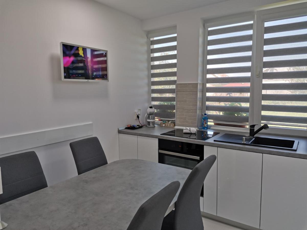 Casuta Cu Tei Villa Oradea Ngoại thất bức ảnh