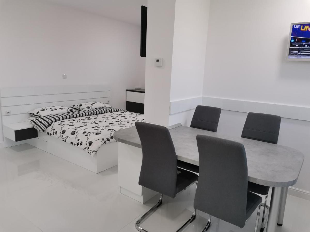 Casuta Cu Tei Villa Oradea Ngoại thất bức ảnh